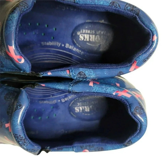 Easy work by easy street  size 7.5M blu and pink slip on stability balance work - Picture 8 of 10